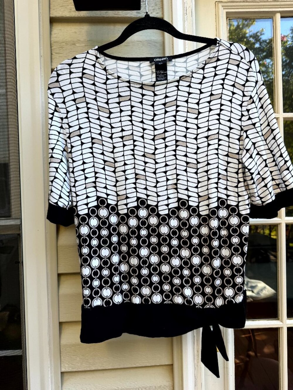 Olsen Women's Black White Geometric Print Side Tie Stretch Knit Top, Size XS / 4